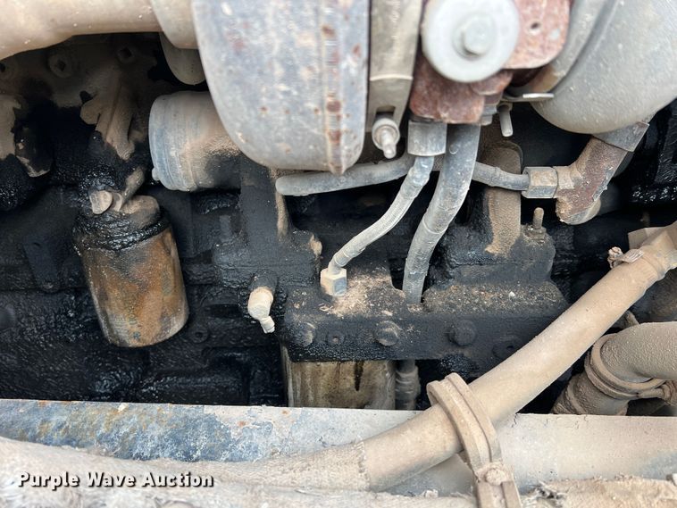 image for item JU9667 2006 International 5600i  ready mix truck