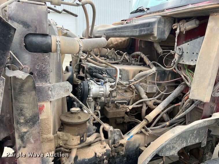 image for item JU9668 2006 International 5600i  ready mix truck