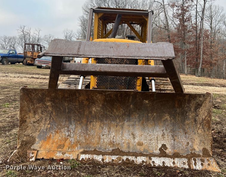 image for item JU9669 1967 Caterpillar D6C  dozer