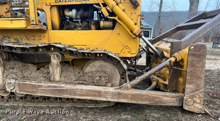 image for item JU9669 1967 Caterpillar D6C  dozer
