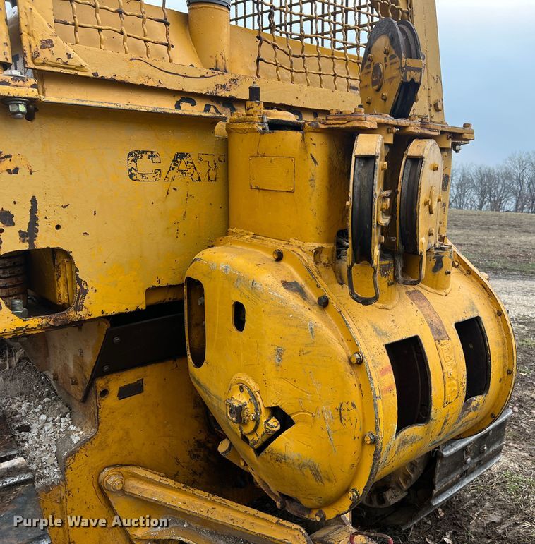 image for item JU9669 1967 Caterpillar D6C  dozer