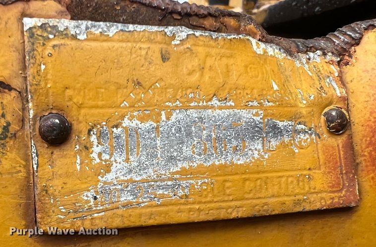 image for item JU9669 1967 Caterpillar D6C  dozer