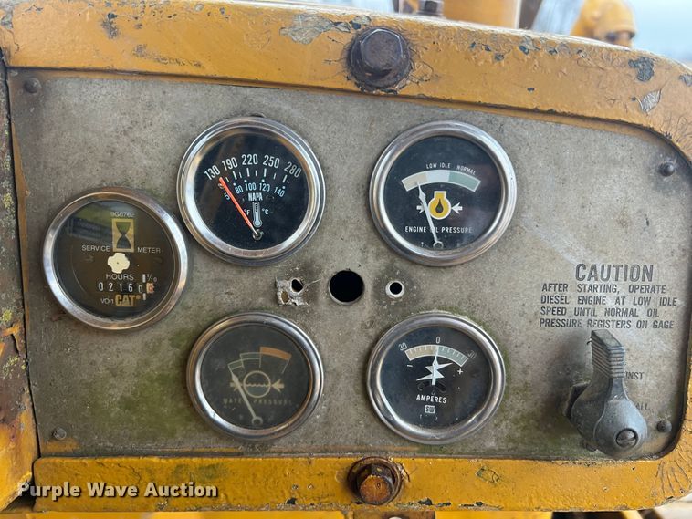 image for item JU9669 1967 Caterpillar D6C  dozer