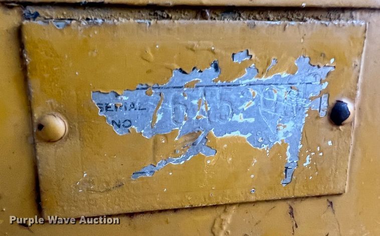 image for item JU9669 1967 Caterpillar D6C  dozer