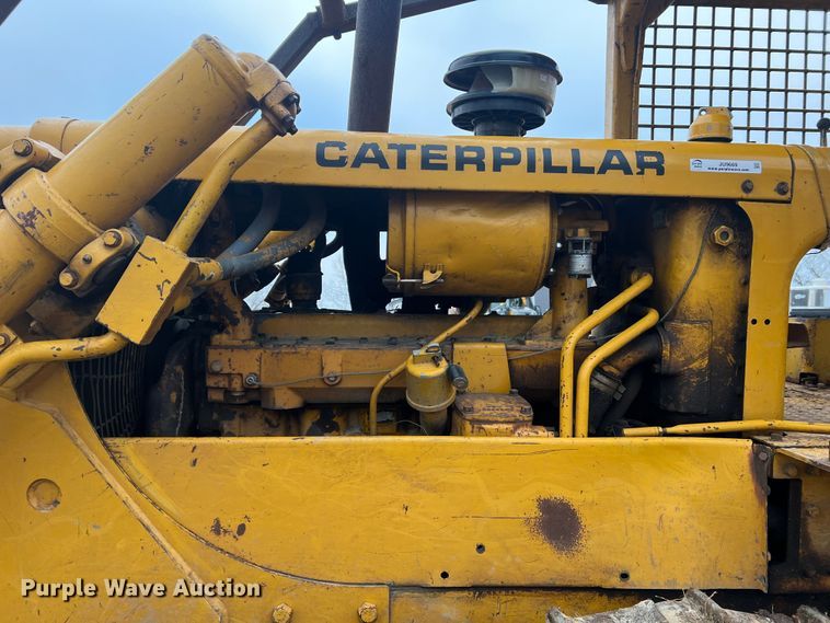 image for item JU9669 1967 Caterpillar D6C  dozer