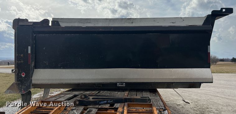 image for item JU9674 Heil  dump truck bed