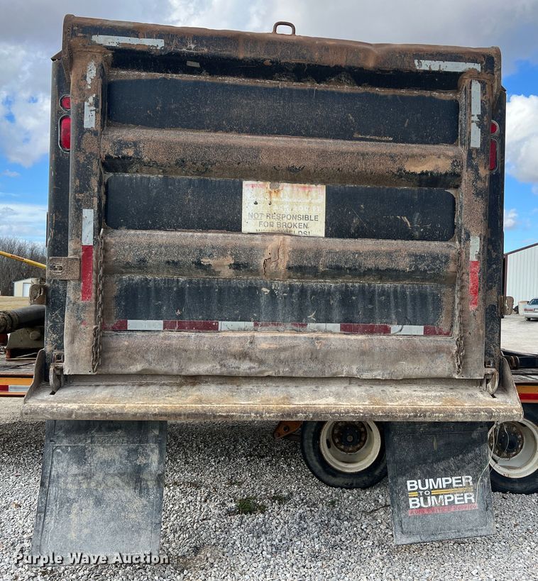 image for item JU9674 Heil  dump truck bed