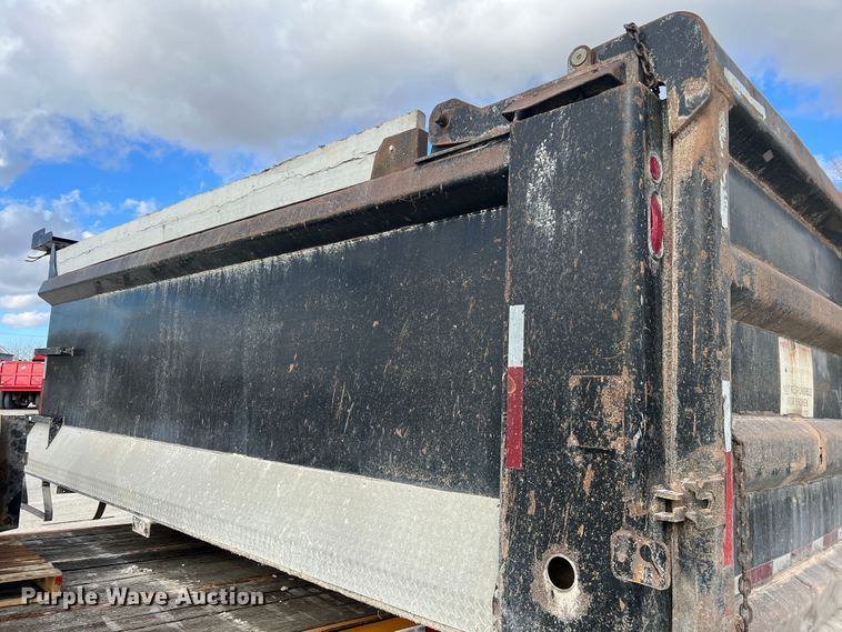 image for item JU9674 Heil  dump truck bed