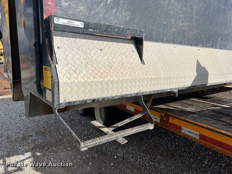 image for item JU9674 Heil  dump truck bed