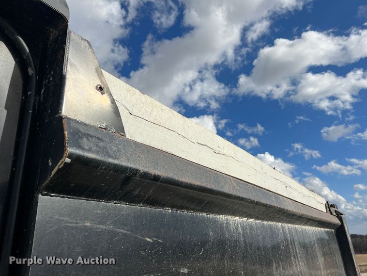 image for item JU9674 Heil  dump truck bed