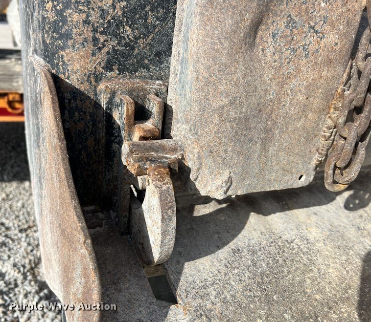 image for item JU9674 Heil  dump truck bed