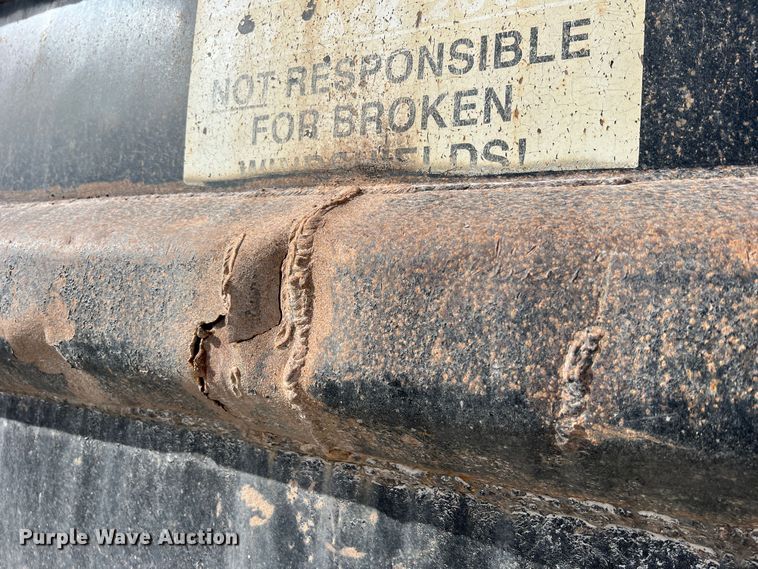 image for item JU9674 Heil  dump truck bed