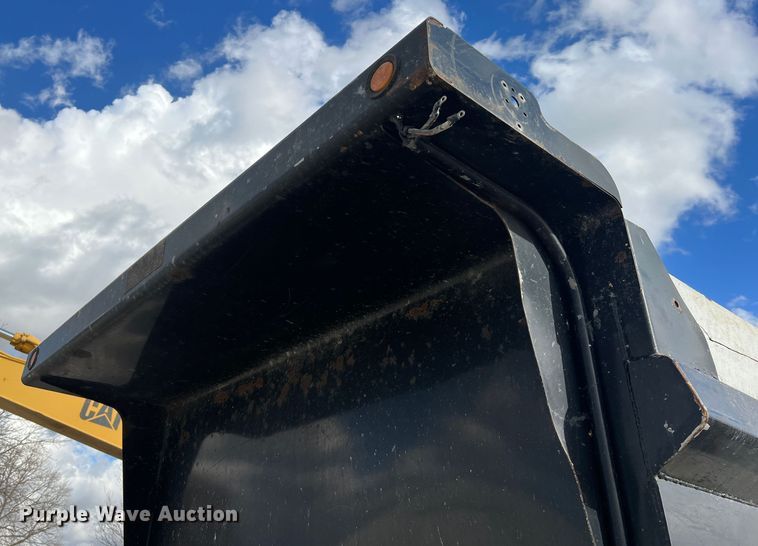 image for item JU9674 Heil  dump truck bed