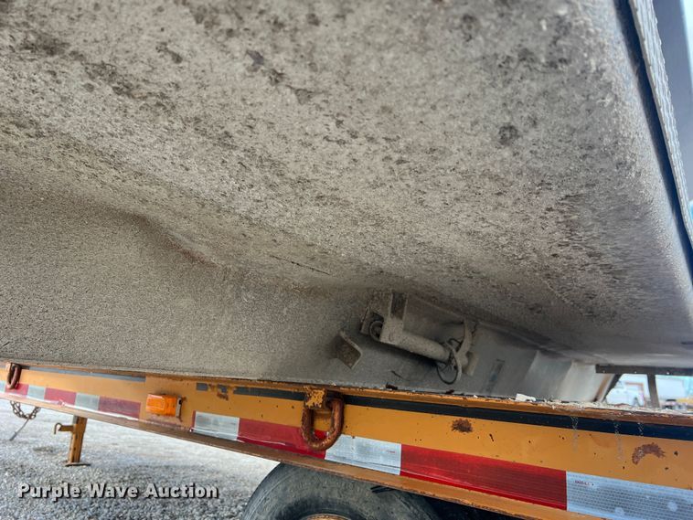 image for item JU9674 Heil  dump truck bed