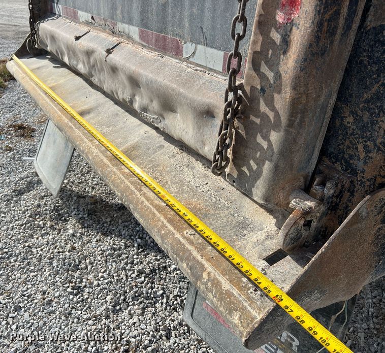 image for item JU9674 Heil  dump truck bed