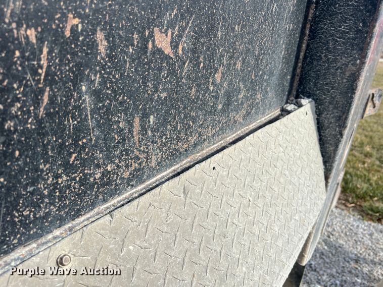 image for item JU9674 Heil  dump truck bed