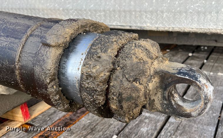 image for item JU9674 Heil  dump truck bed