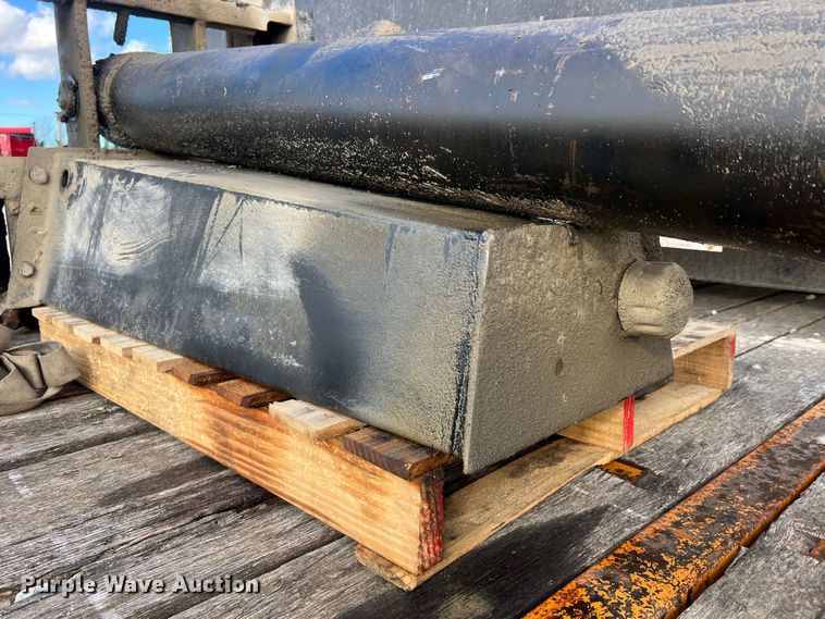 image for item JU9674 Heil  dump truck bed