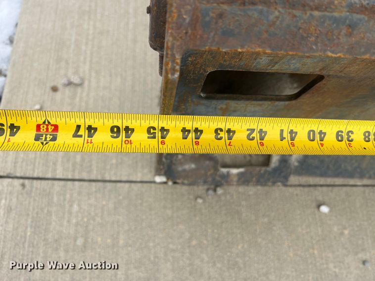 image for item JU9675 Bobcat 15C  skid steer auger