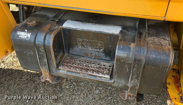 image for item JU9681 1990 Ford F700  bucket truck