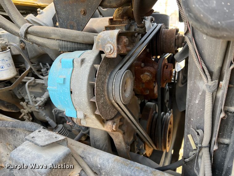 image for item JU9681 1990 Ford F700  bucket truck