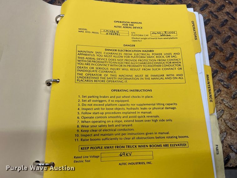 image for item JU9681 1990 Ford F700  bucket truck