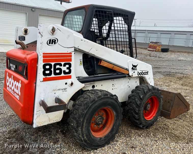 image for item JU9714 2000 Bobcat 863  skid steer loader