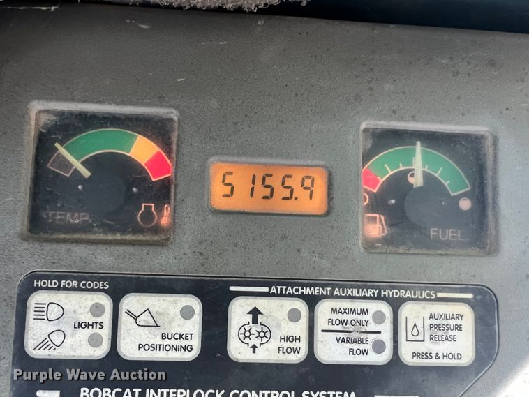 image for item JU9714 2000 Bobcat 863  skid steer loader