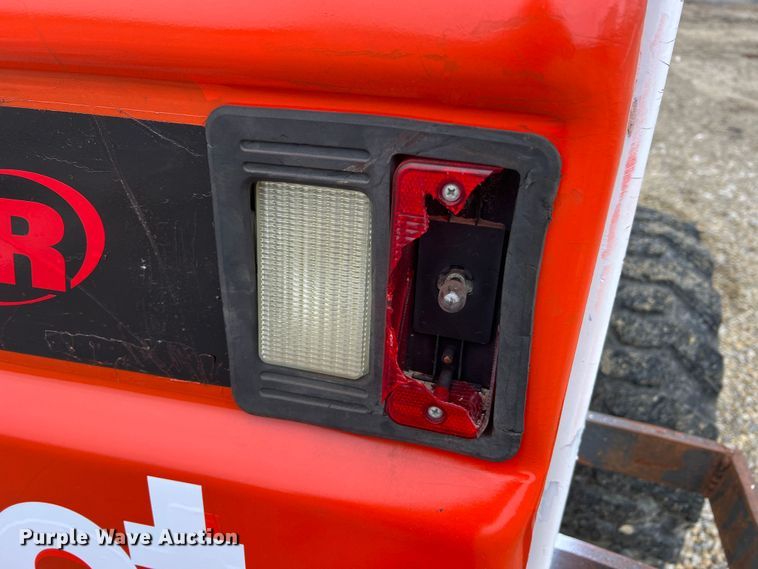 image for item JU9714 2000 Bobcat 863  skid steer loader