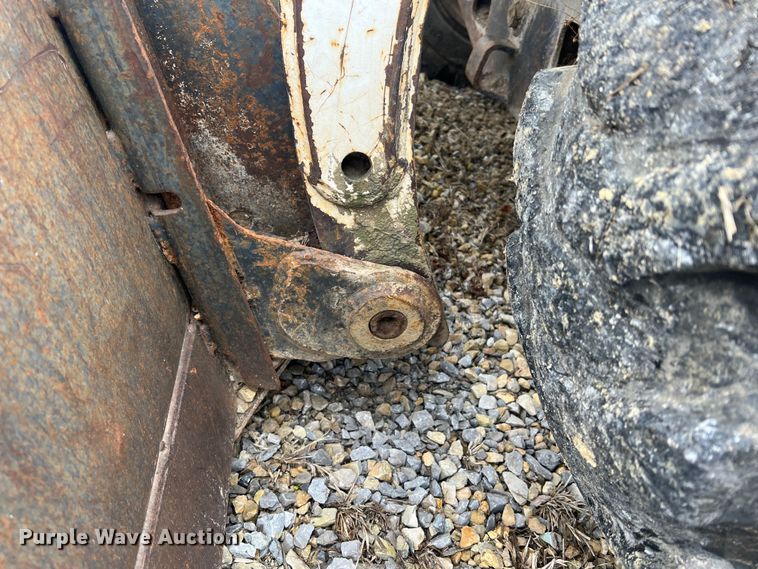 image for item JU9714 2000 Bobcat 863  skid steer loader