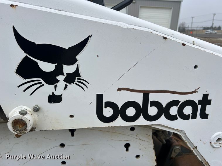 image for item JU9714 2000 Bobcat 863  skid steer loader