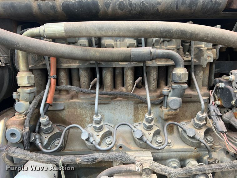 image for item JU9714 2000 Bobcat 863  skid steer loader