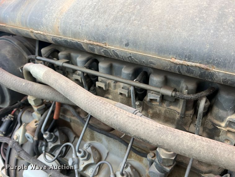 image for item JU9714 2000 Bobcat 863  skid steer loader