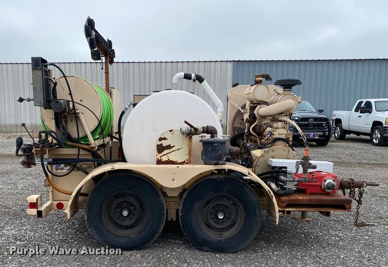 image for item JW9207 1992 Shop built  vacuum excavator