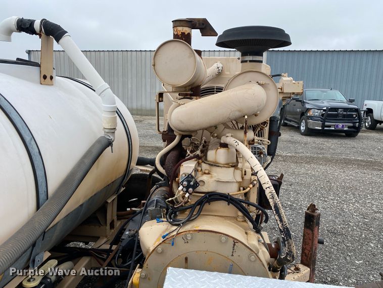 image for item JW9207 1992 Shop built  vacuum excavator