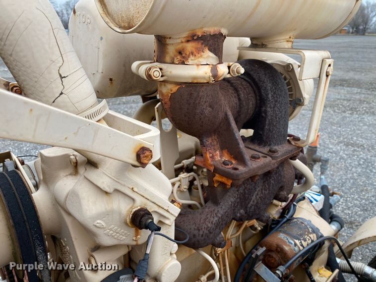 image for item JW9207 1992 Shop built  vacuum excavator