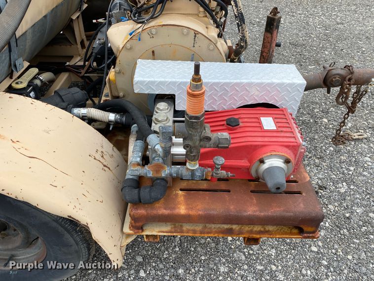 image for item JW9207 1992 Shop built  vacuum excavator