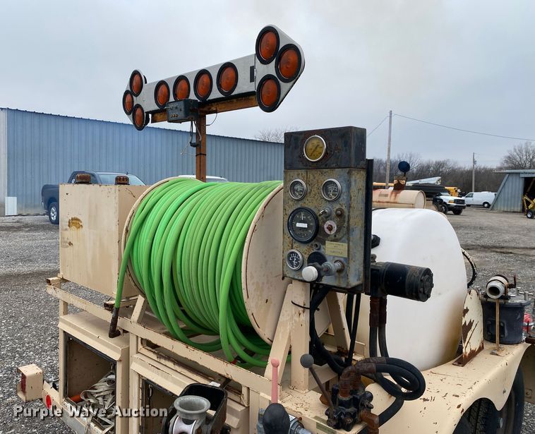 image for item JW9207 1992 Shop built  vacuum excavator