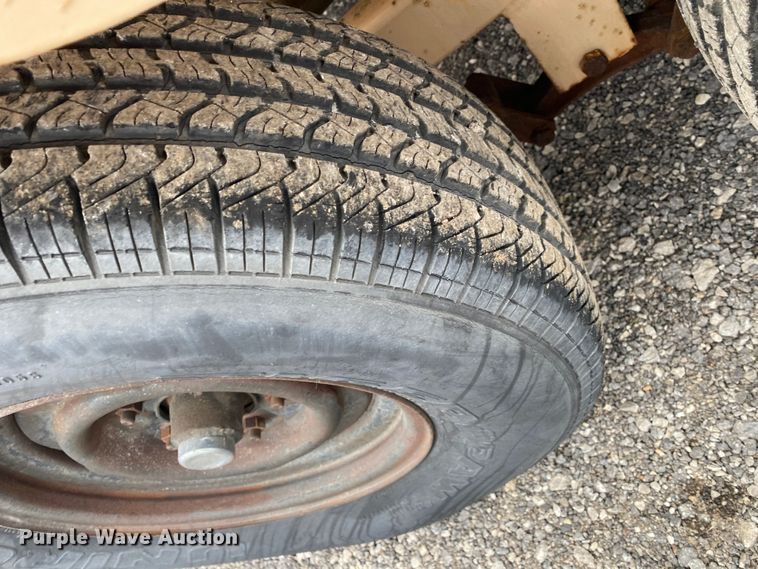 image for item JW9207 1992 Shop built  vacuum excavator