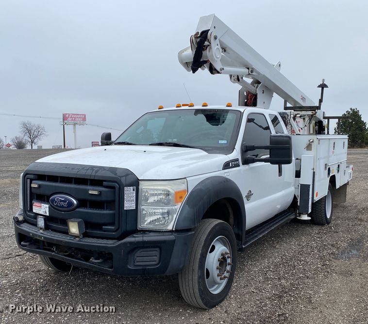 image for item JW9209 2016 Ford F550 Super Duty XL  SuperCab bucket truck