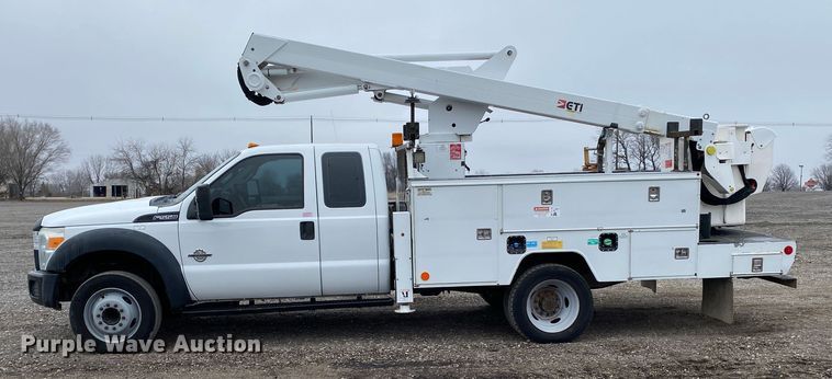 image for item JW9209 2016 Ford F550 Super Duty XL  SuperCab bucket truck