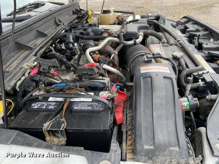 image for item JW9209 2016 Ford F550 Super Duty XL  SuperCab bucket truck