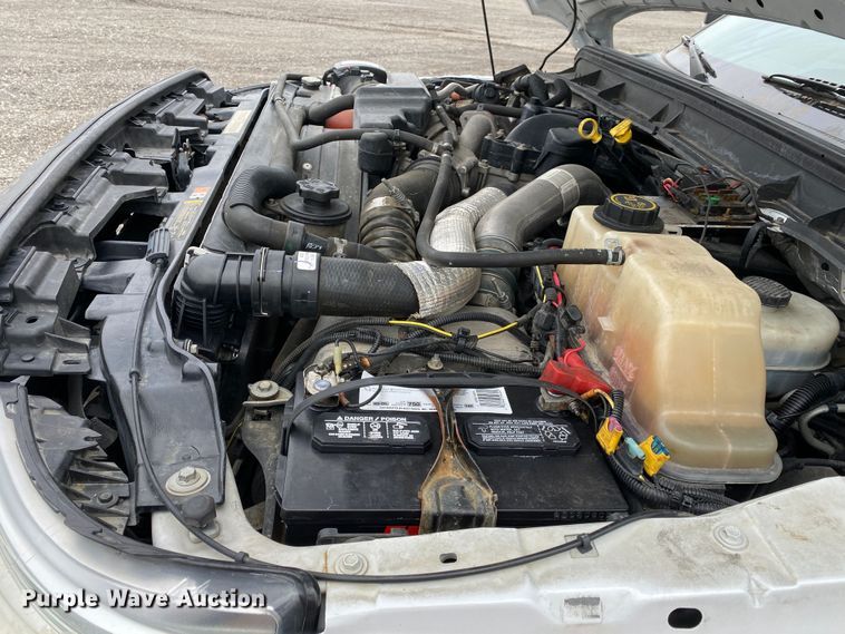 image for item JW9209 2016 Ford F550 Super Duty XL  SuperCab bucket truck