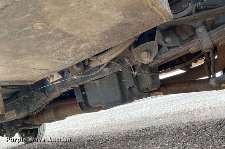 image for item JW9209 2016 Ford F550 Super Duty XL  SuperCab bucket truck