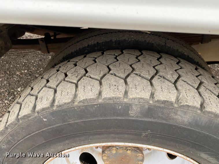 image for item JW9209 2016 Ford F550 Super Duty XL  SuperCab bucket truck