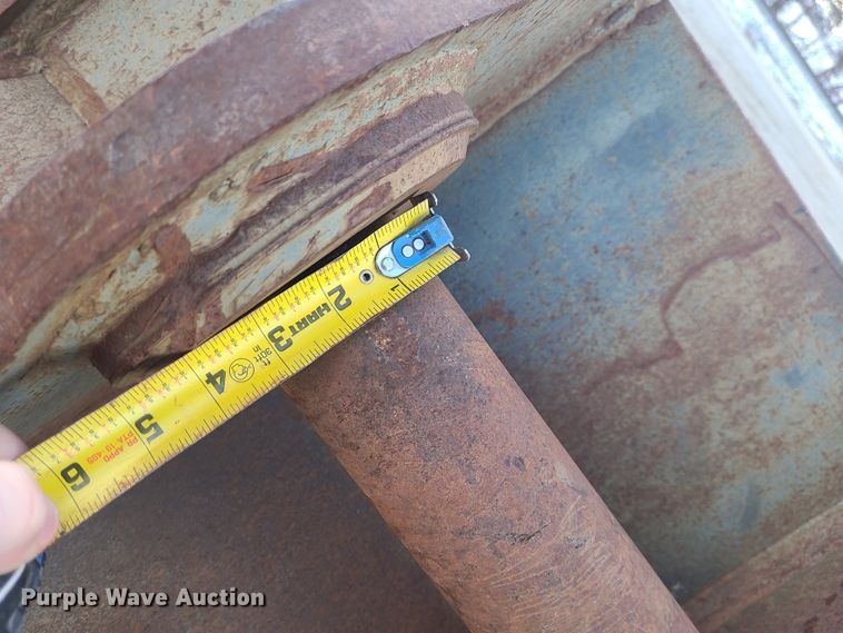 image for item JW9722 TAG  36"W excavator bucket