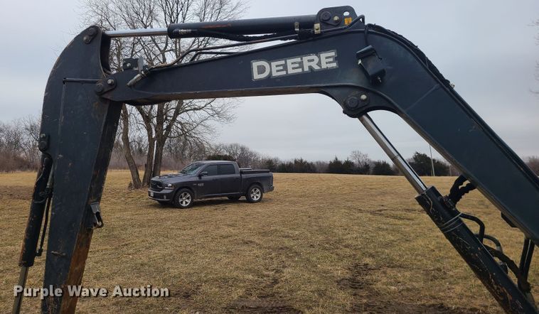 image for item JW9776 2012 John Deere 50D  mini excavator