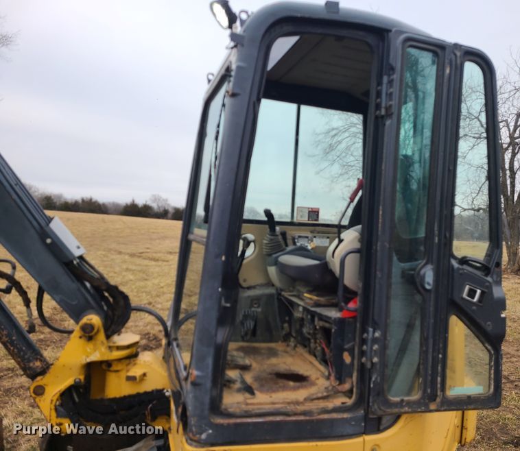 image for item JW9776 2012 John Deere 50D  mini excavator