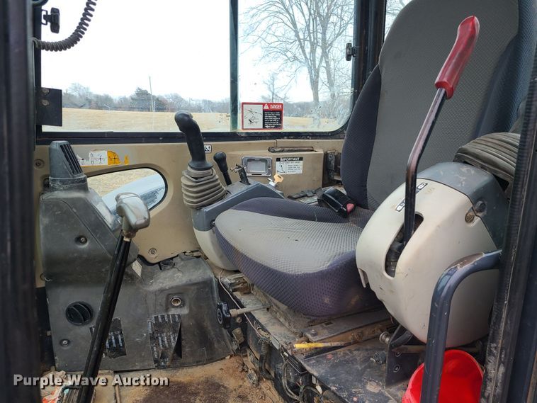 image for item JW9776 2012 John Deere 50D  mini excavator