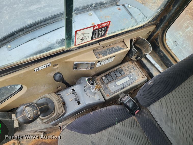 image for item JW9776 2012 John Deere 50D  mini excavator